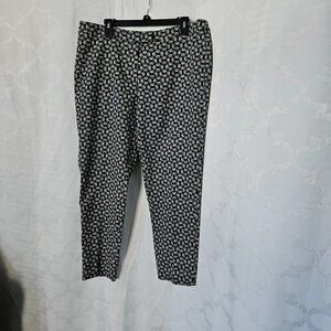 **Anne Klein Vintage-Inspired Black and Cream Patterned Pants**